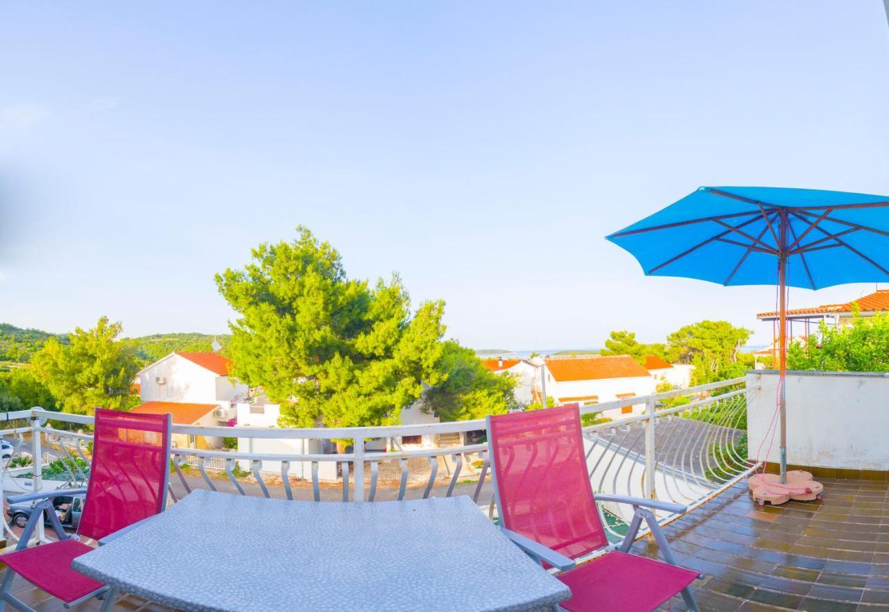 The Sea House Apartments Vis Szoba fotó