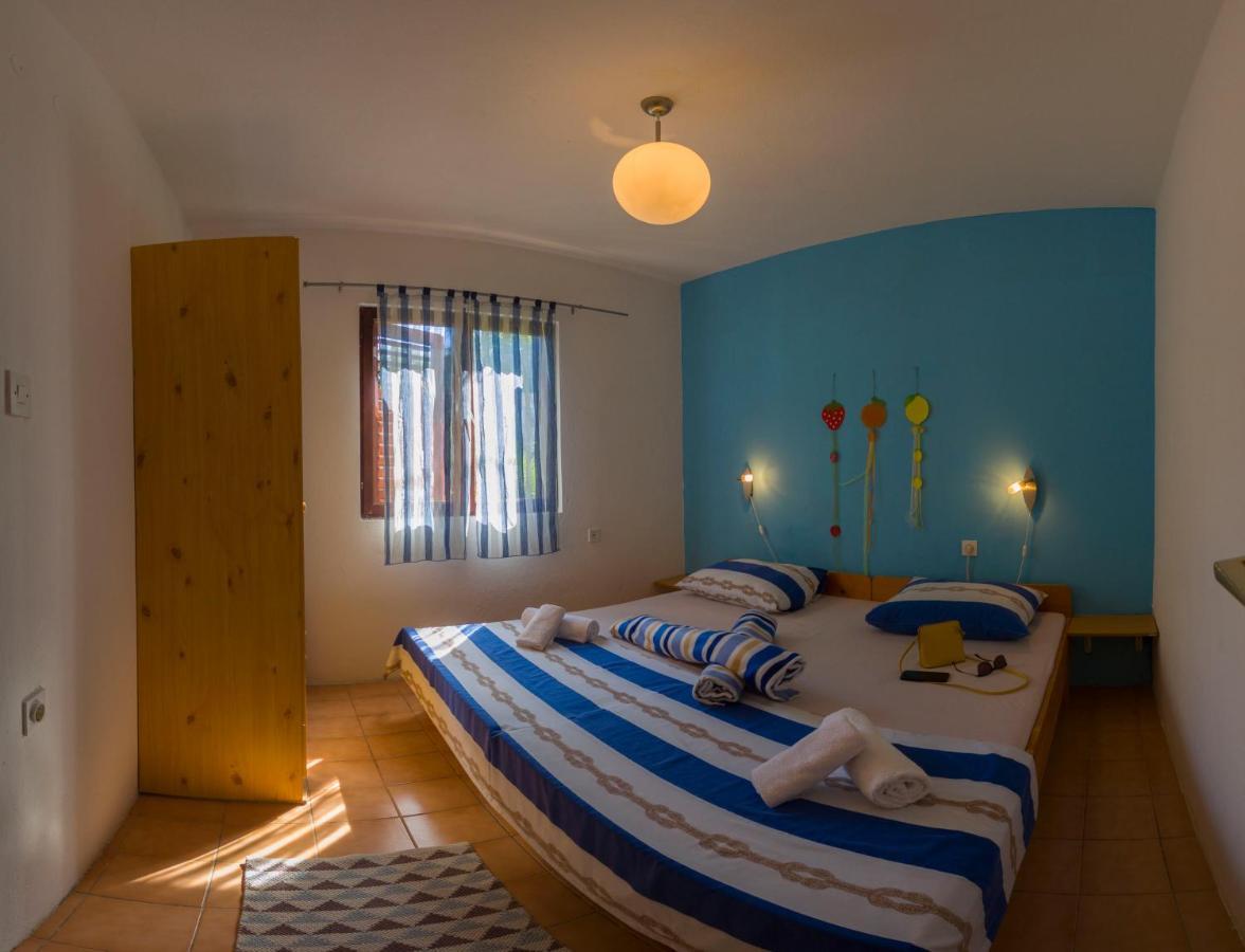 The Sea House Apartments Vis Kültér fotó