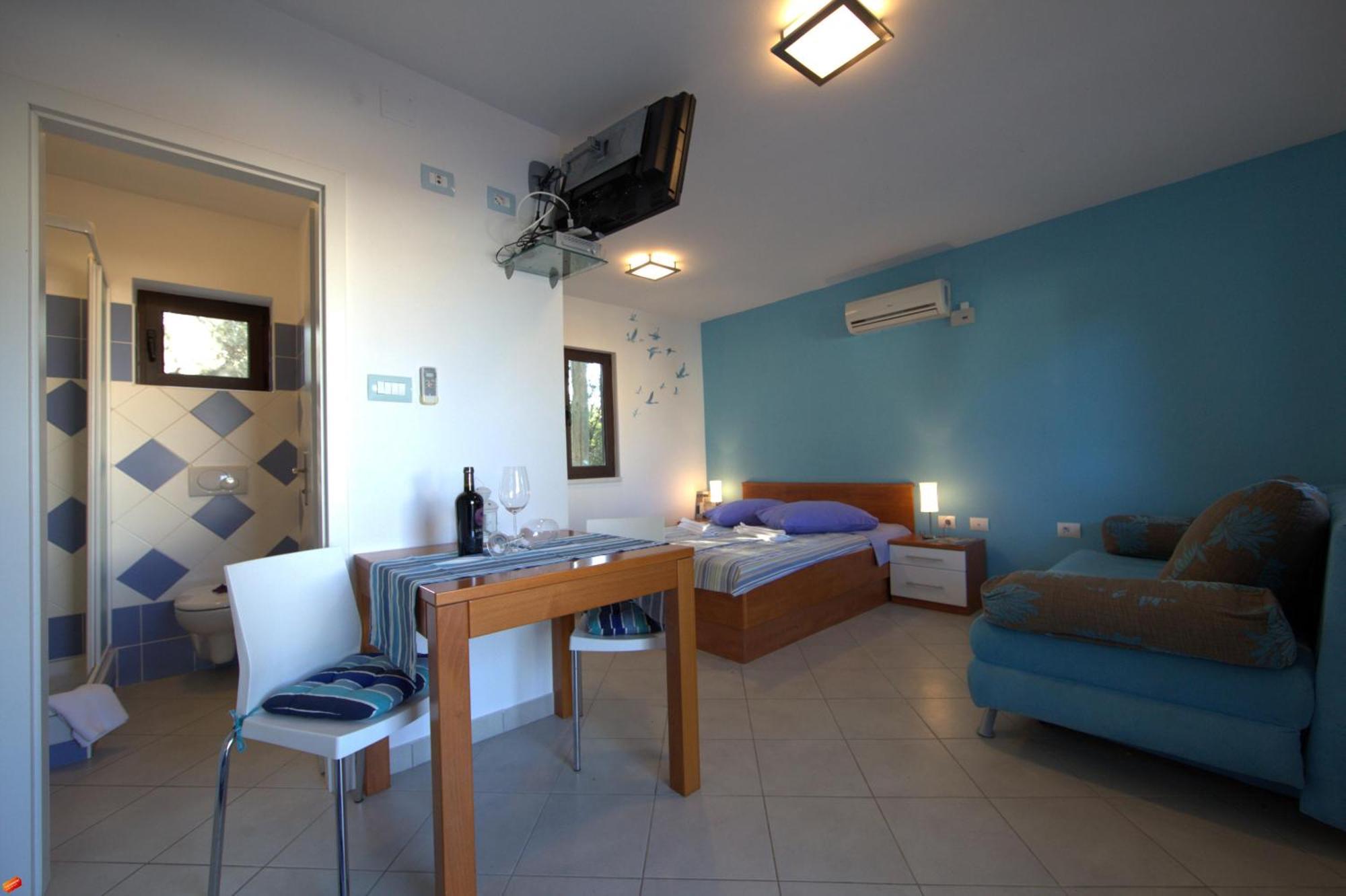 The Sea House Apartments Vis Szoba fotó